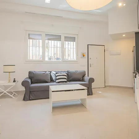 New Luxury And Sunny 2br Premium Spot * Seville