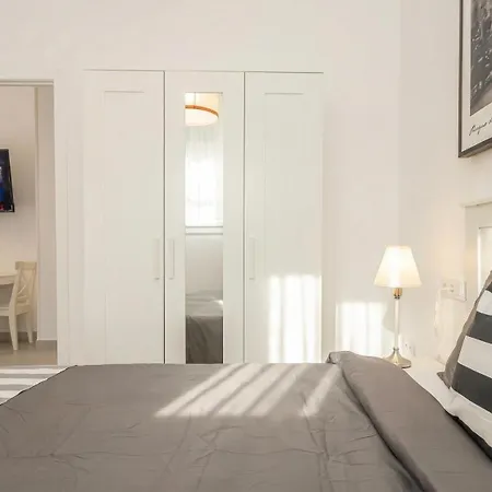 New Luxury And Sunny 2br Premium Spot Sewilla